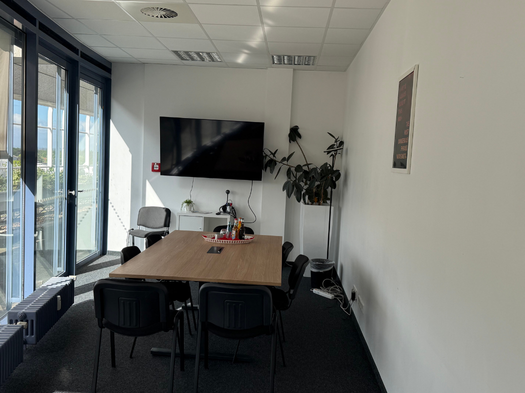 Darmstadt_Raum_Madrid